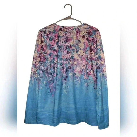 Womens Exclusive,  size large long sleeve blouse, NEW WITH TAGS!! - Picture 2 of 3